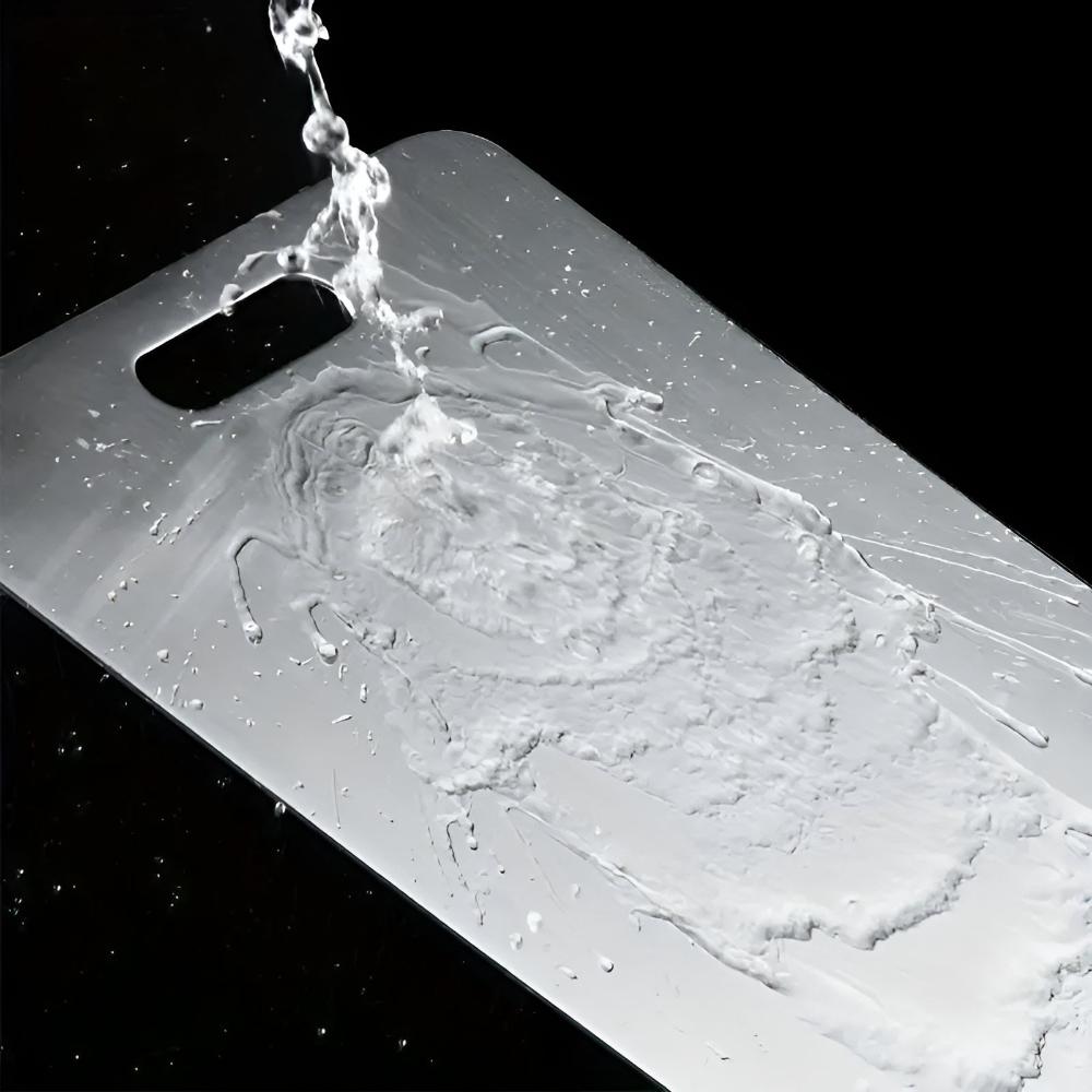 Hochwertiges Schneidebrett aus Edelstahl für maximale Hygiene und Haltbarkeit