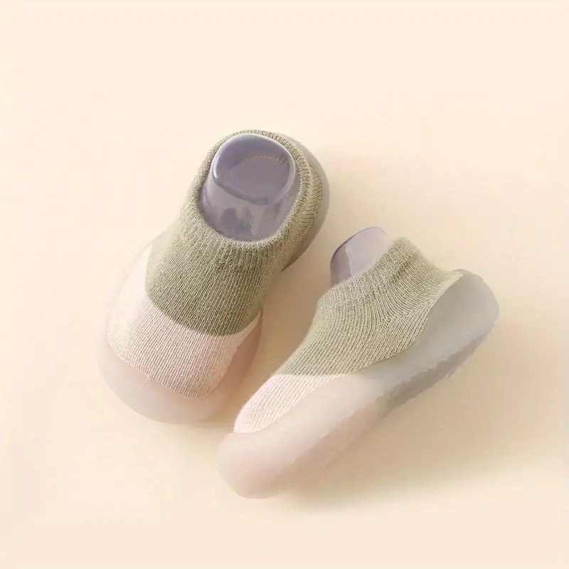 Flexible Barfuß-Kinderschuhe