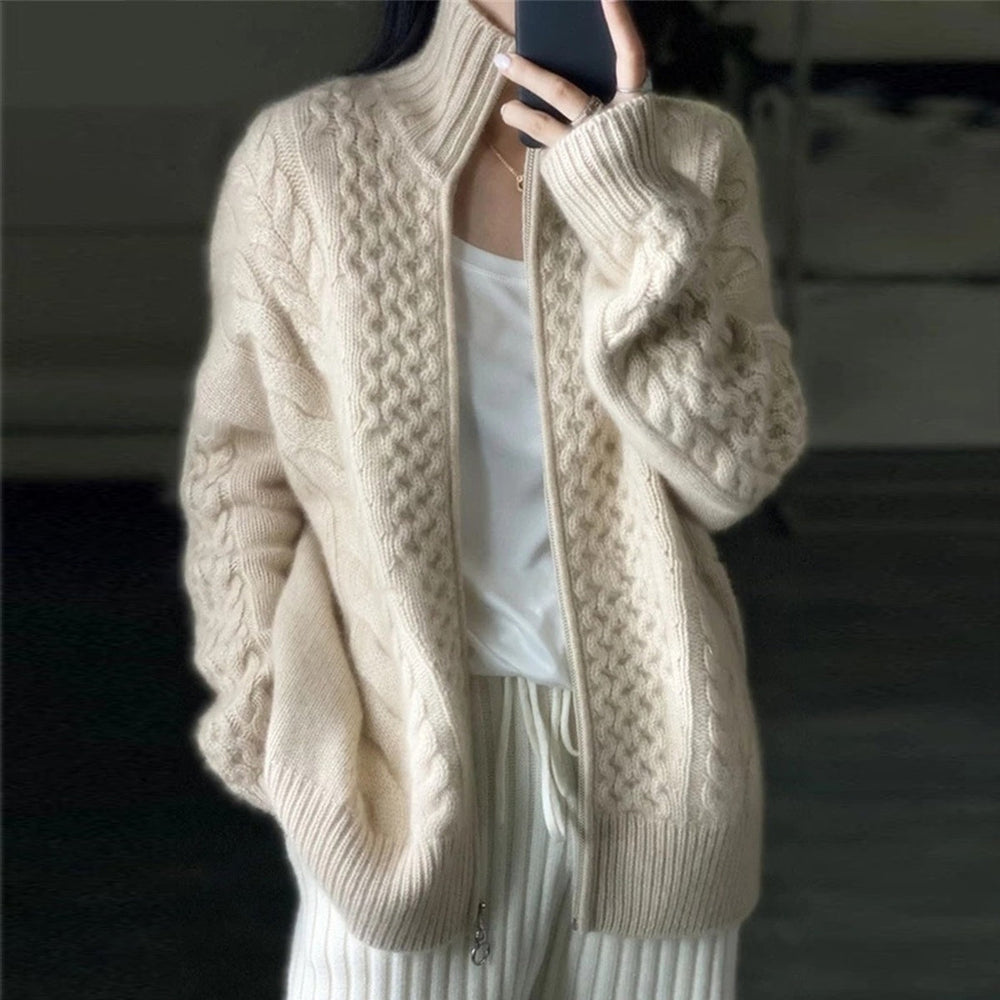 Kaschmir-Strickjacke mit hohem Ausschnitt