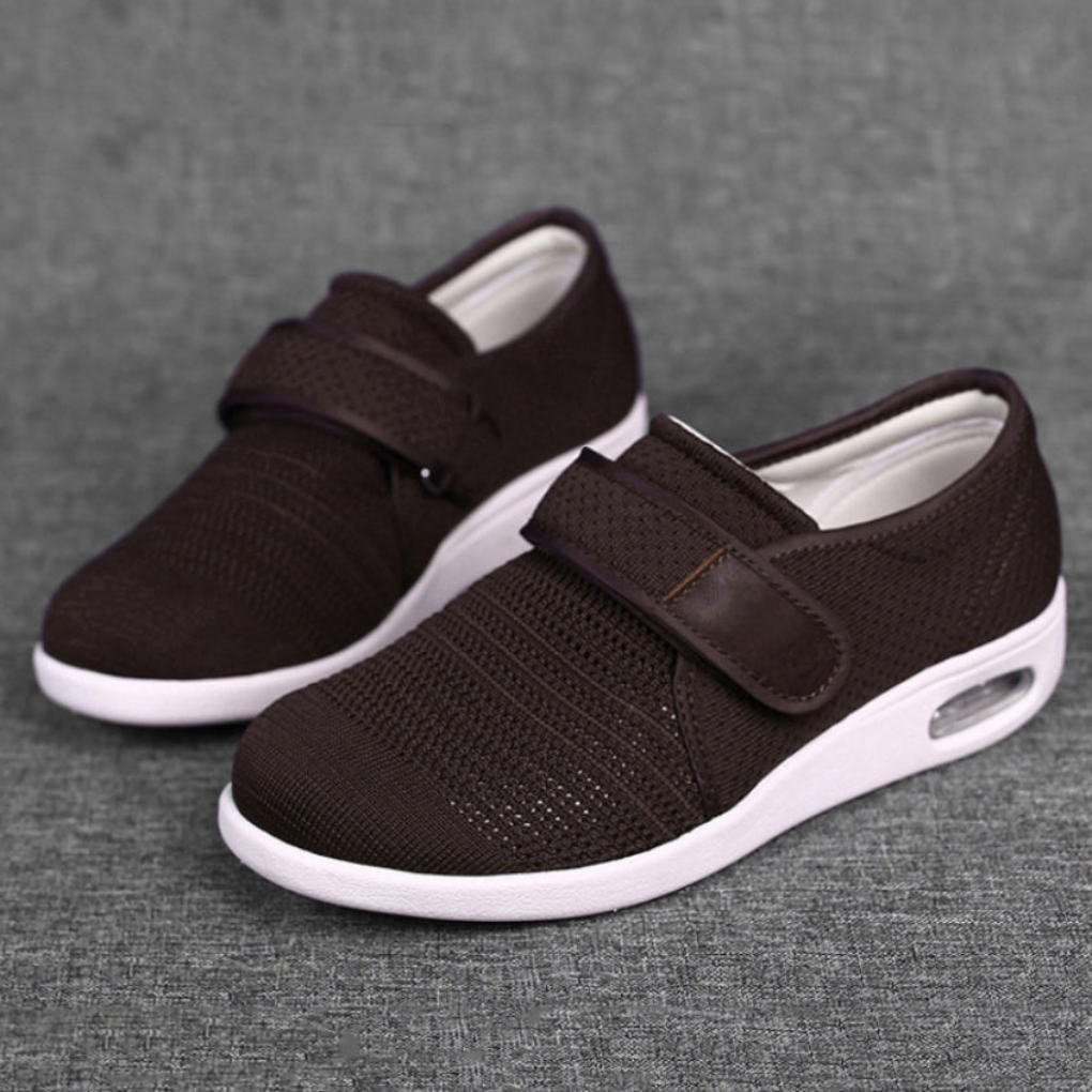 Orthopädische Schuhe mit Alltagskomfort