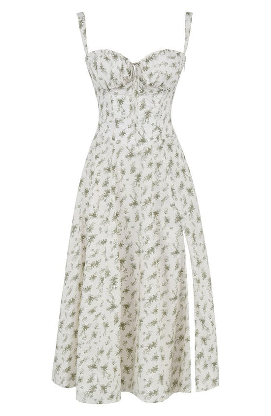 Taillenformendes Kleid mit Blumenmuster