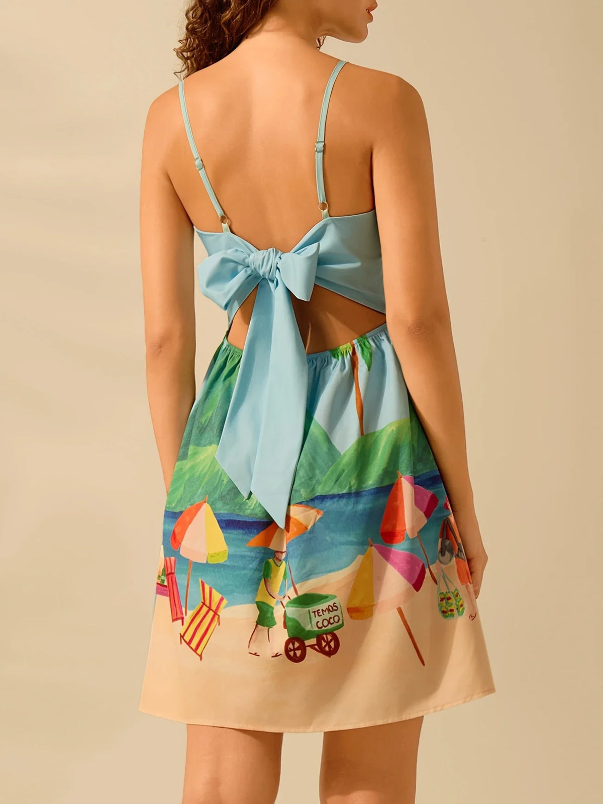 Elegantes schulterfreies Maxikleid - Tropischer Blumendruck, grün, Sommerstrandkleid mit Schleifenverschluß