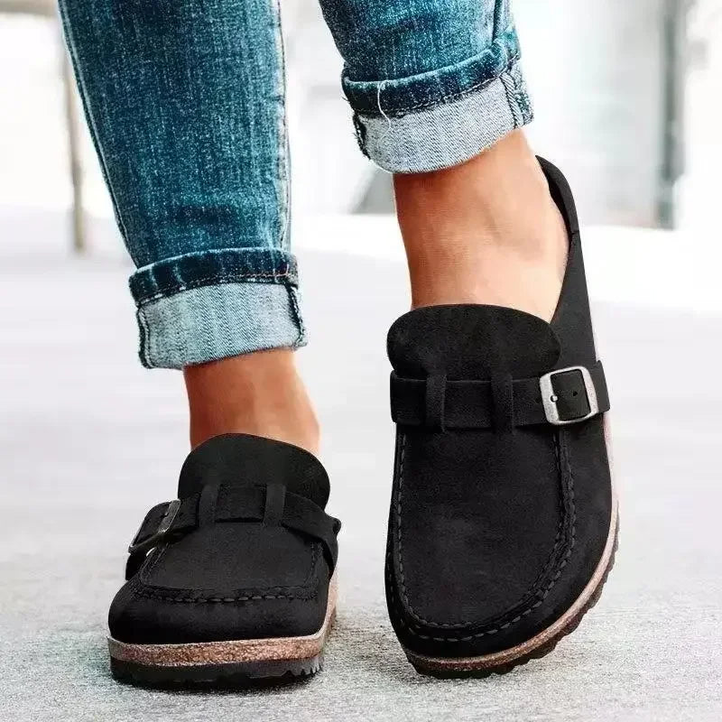 Flache Pantoletten mit Retro-Schnalle für Damen
