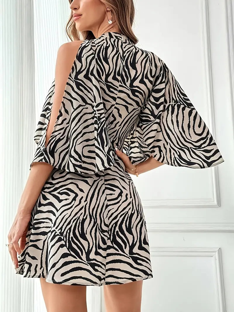 Elegantes schulterfreies Minikleid - luftiges & bedrucktes Design, perfekt für Sommer & Partys