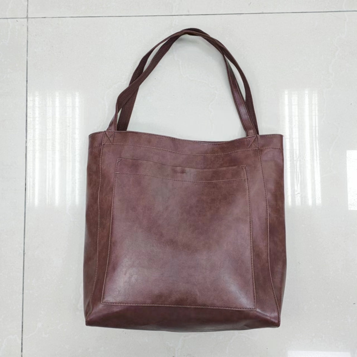 Luxuriöse Tote-Umhängetasche aus Leder für Damen
