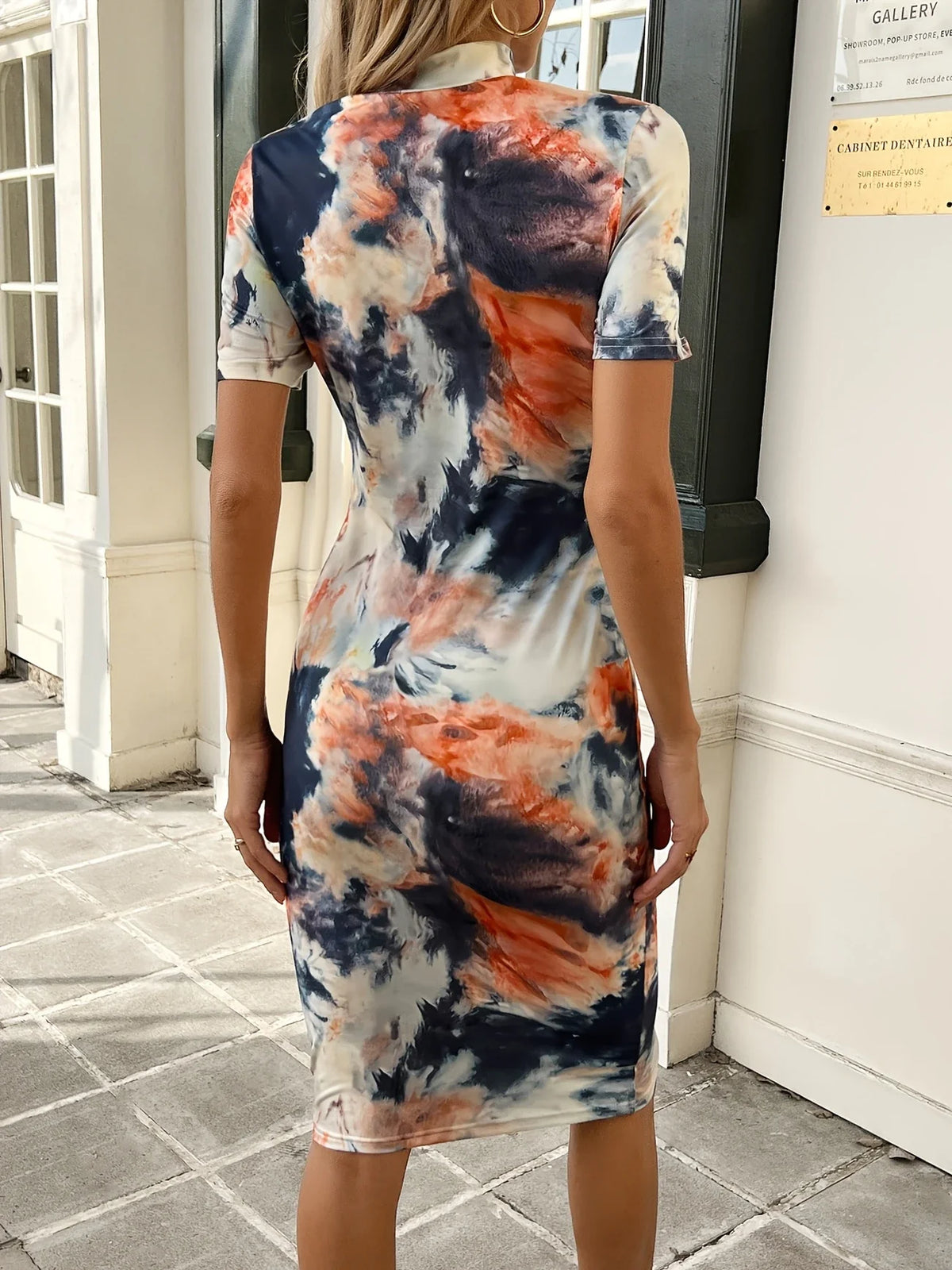 Vintage Tie-Dye Bodycon Kleid - Slim Fit, kurze Ärmel, runder Ausschnitt, Polyester, perfekt für Sommer und Casual