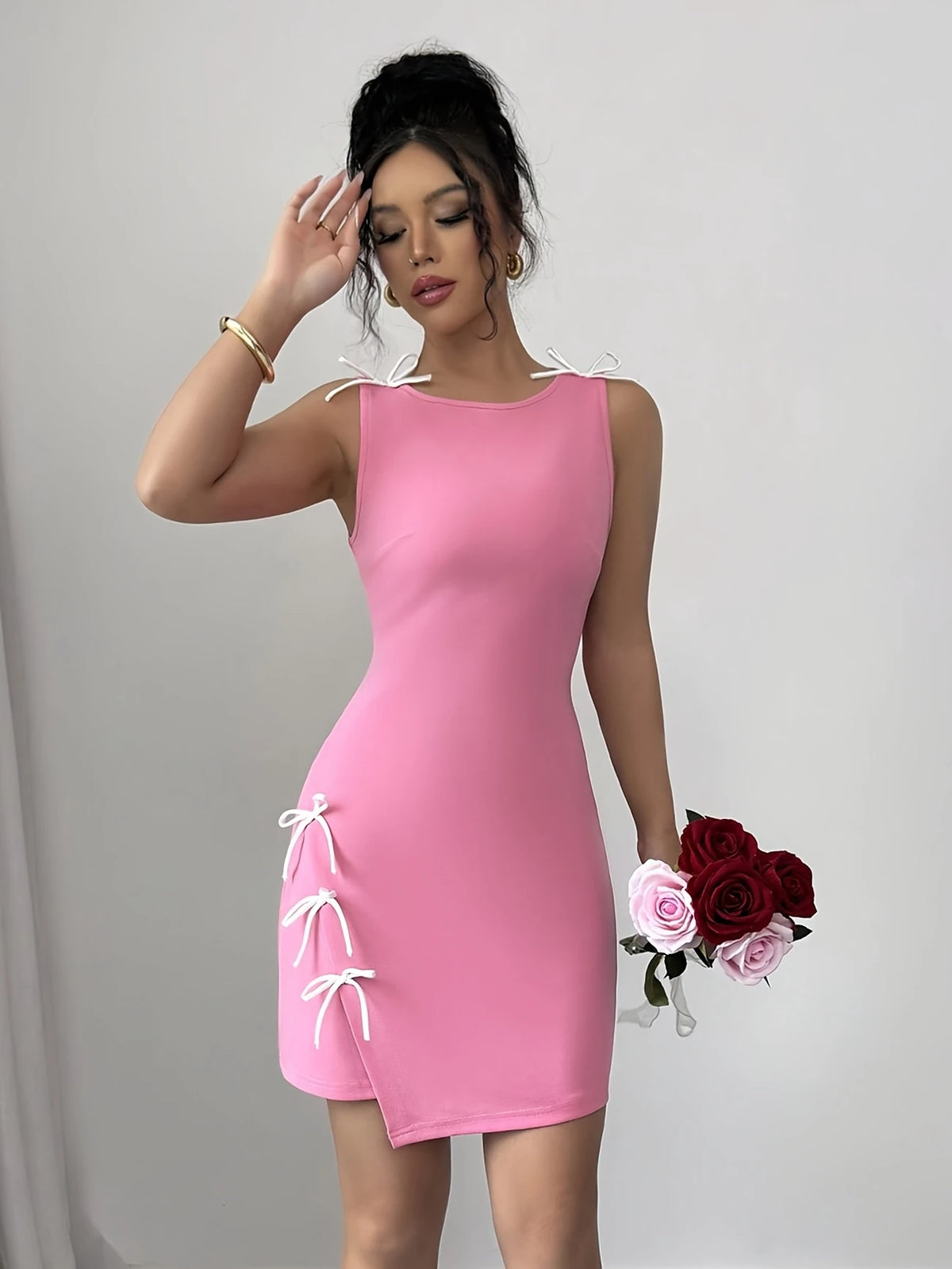 Rosa Mini-Kleid für Damen – Ärmellos, Schleifen-Detail, Crew-Neck, Stretchiges Polyester für Frühling/Sommer