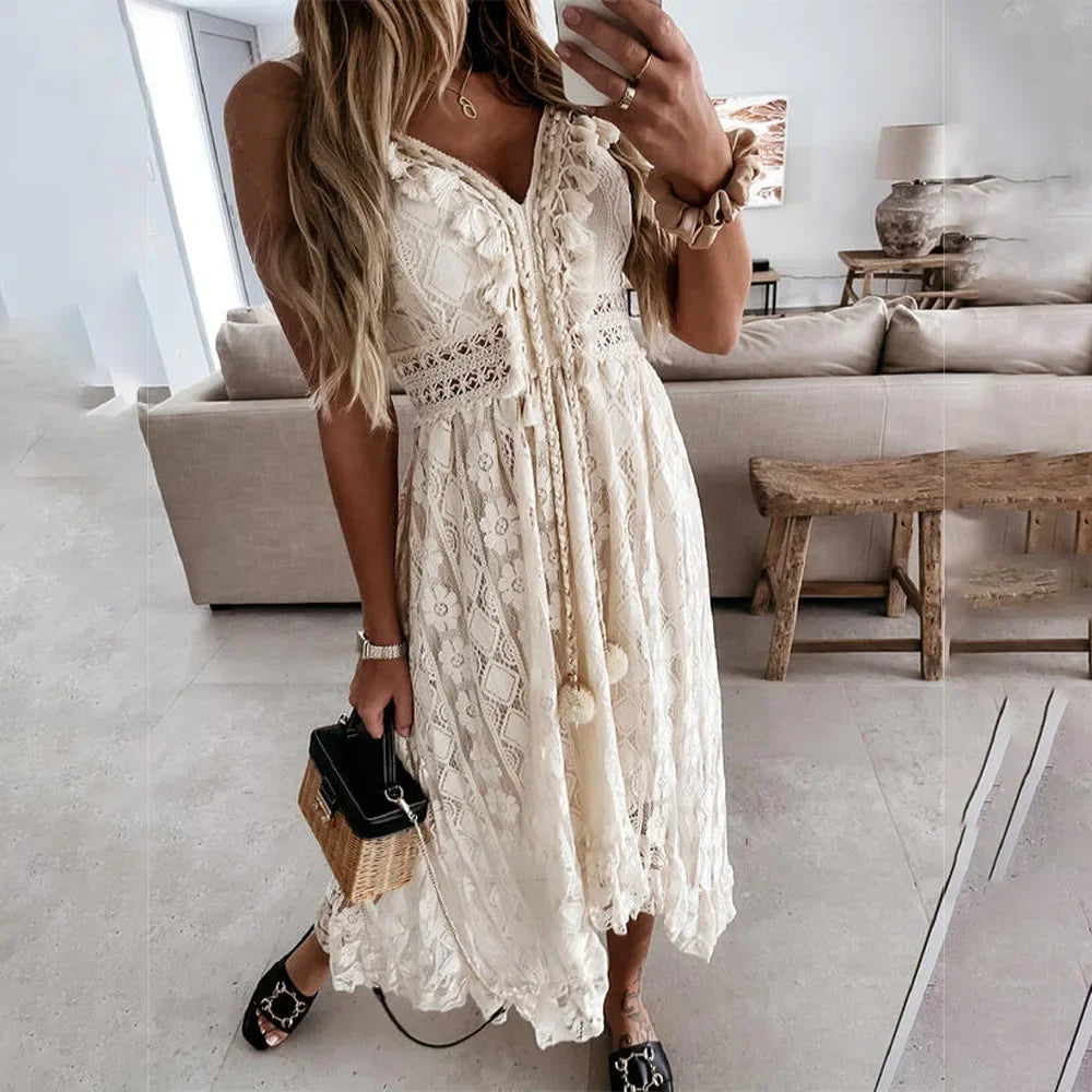 Boho Spitzenkleid zum Binden mit Quasten