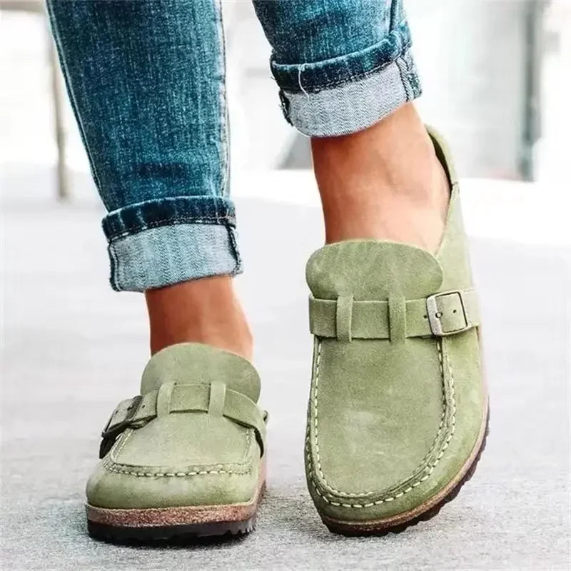 Flache Pantoletten mit Retro-Schnalle für Damen