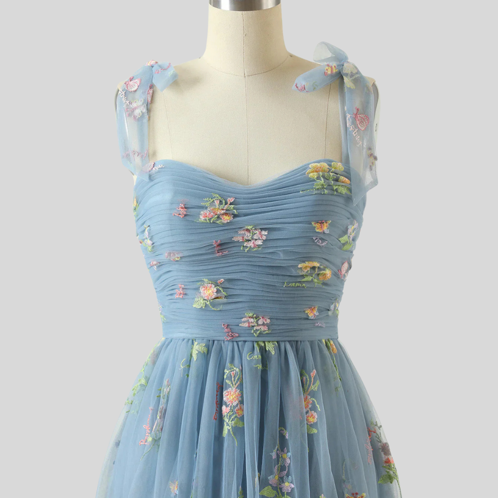 Elegant Embroidered Tulle Ball Gown – Statement Evening Wear