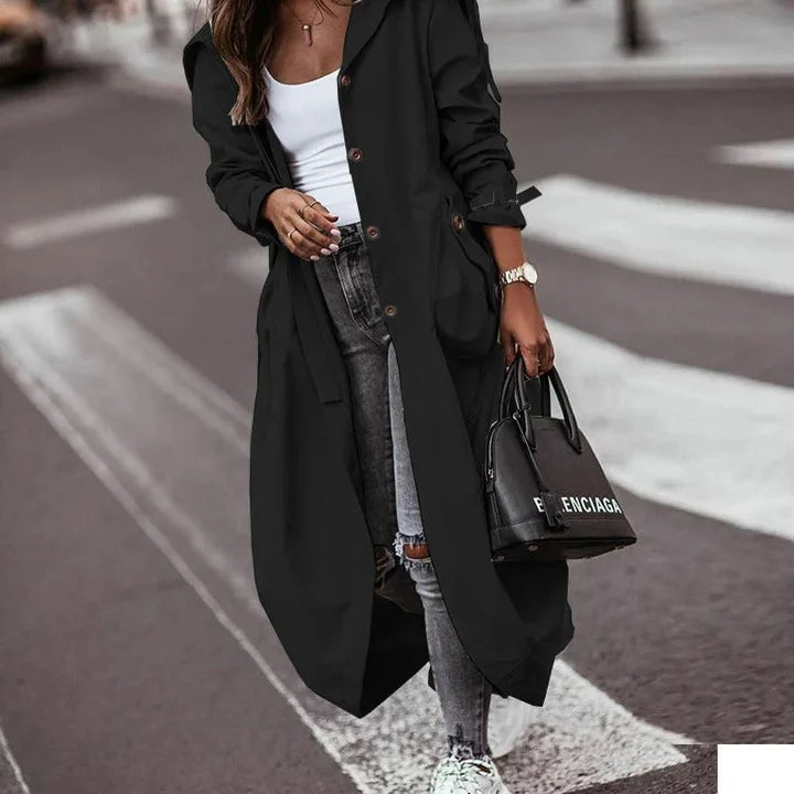 Damen-Trenchcoat mit Kapuze: Stilvoller Schutz bei jedem Wetter