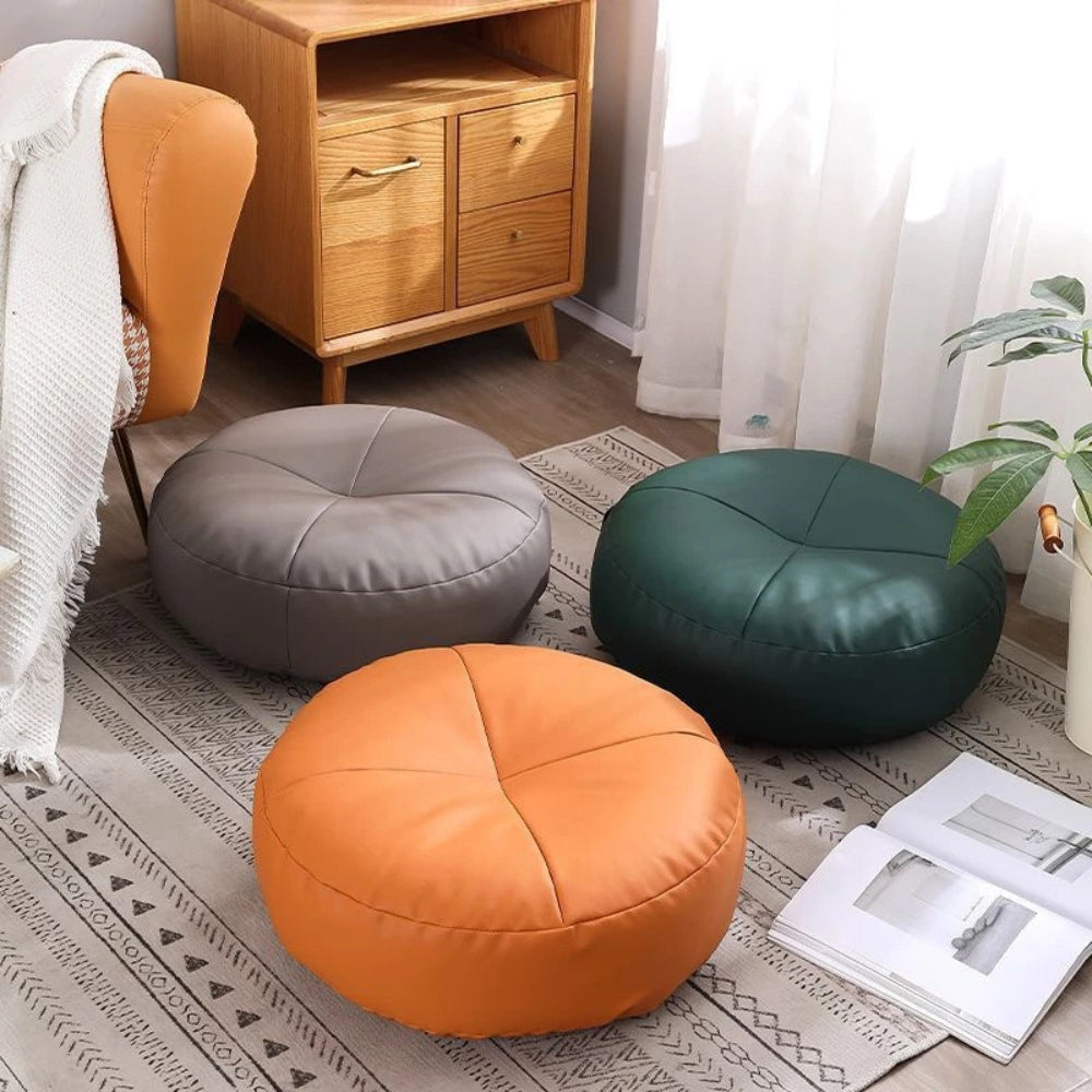 Kissen aus Nappaleder im japanischen Stil