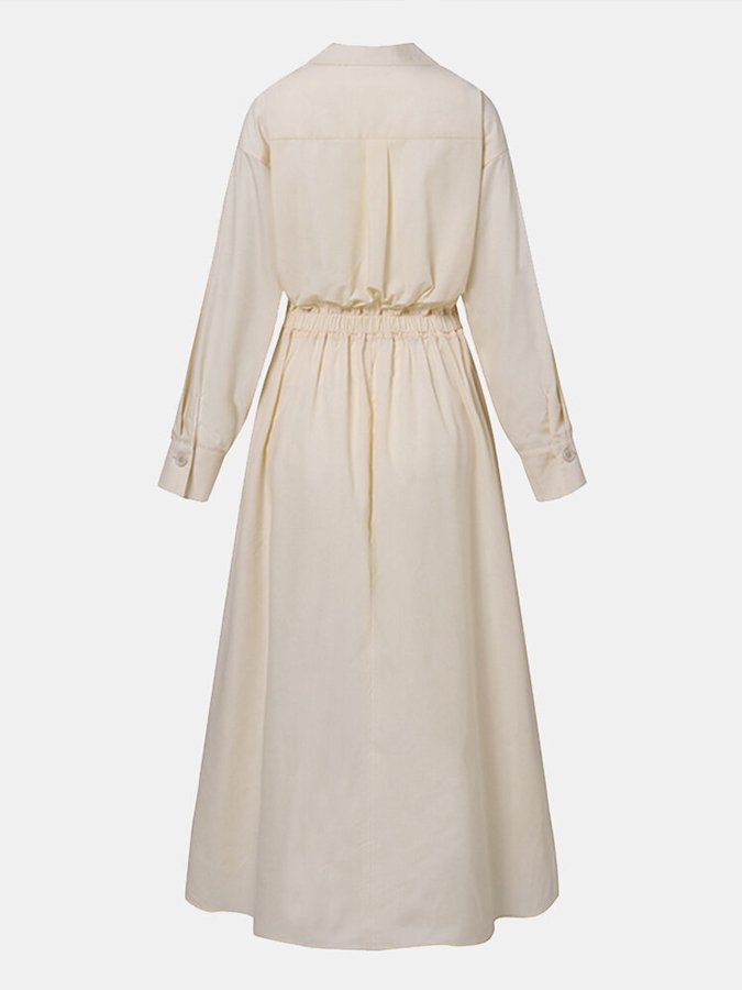 Elegantes Maxikleid mit Vintage-Ausschnitt