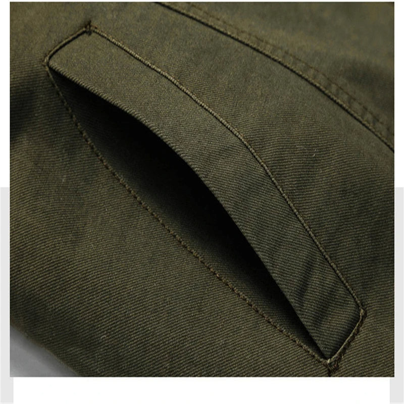 Herren-Militärjacke für die Übergangszeit – Robuster Stil und Alltagstauglichkeit