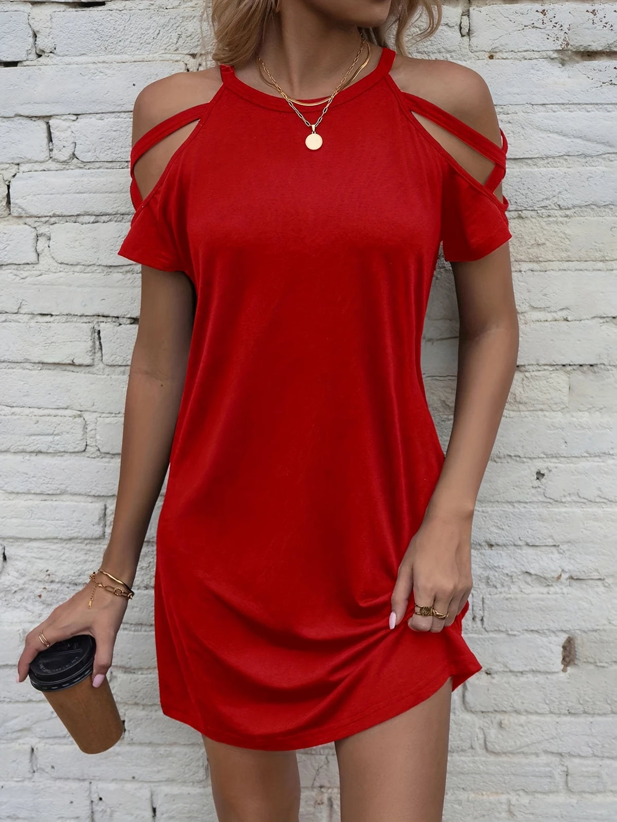 Rotes schulterfreies Sommerkleid mit kurzen Ärmeln und Kreuzriemen Lässige Tunika