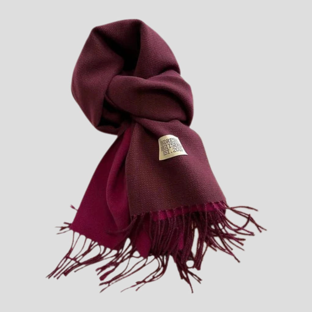 Wollschal im klassischen Winterstil