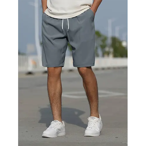 Hoch geschnittene Sommershorts für Männer | Atmungsaktiv