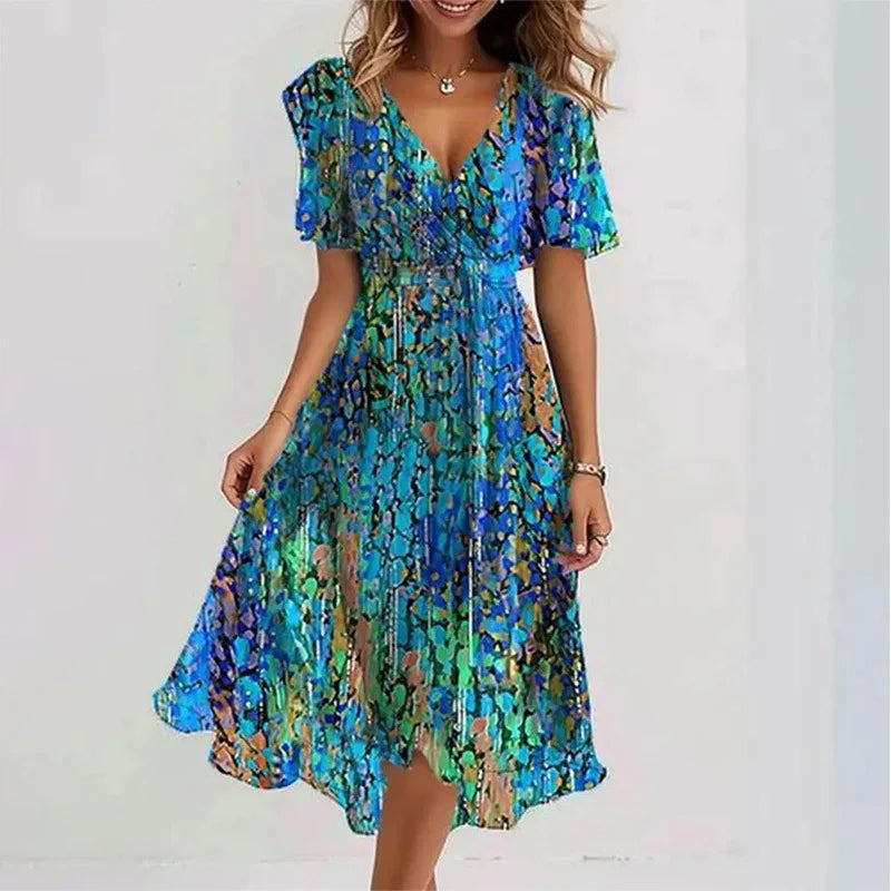 Fließendes Sommerkleid mit Blumenmuster (knielang)