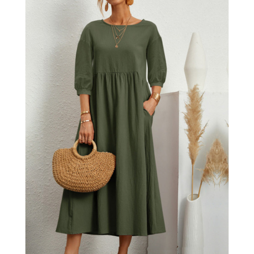 Gesmoktes Midikleid mit Laternenärmeln