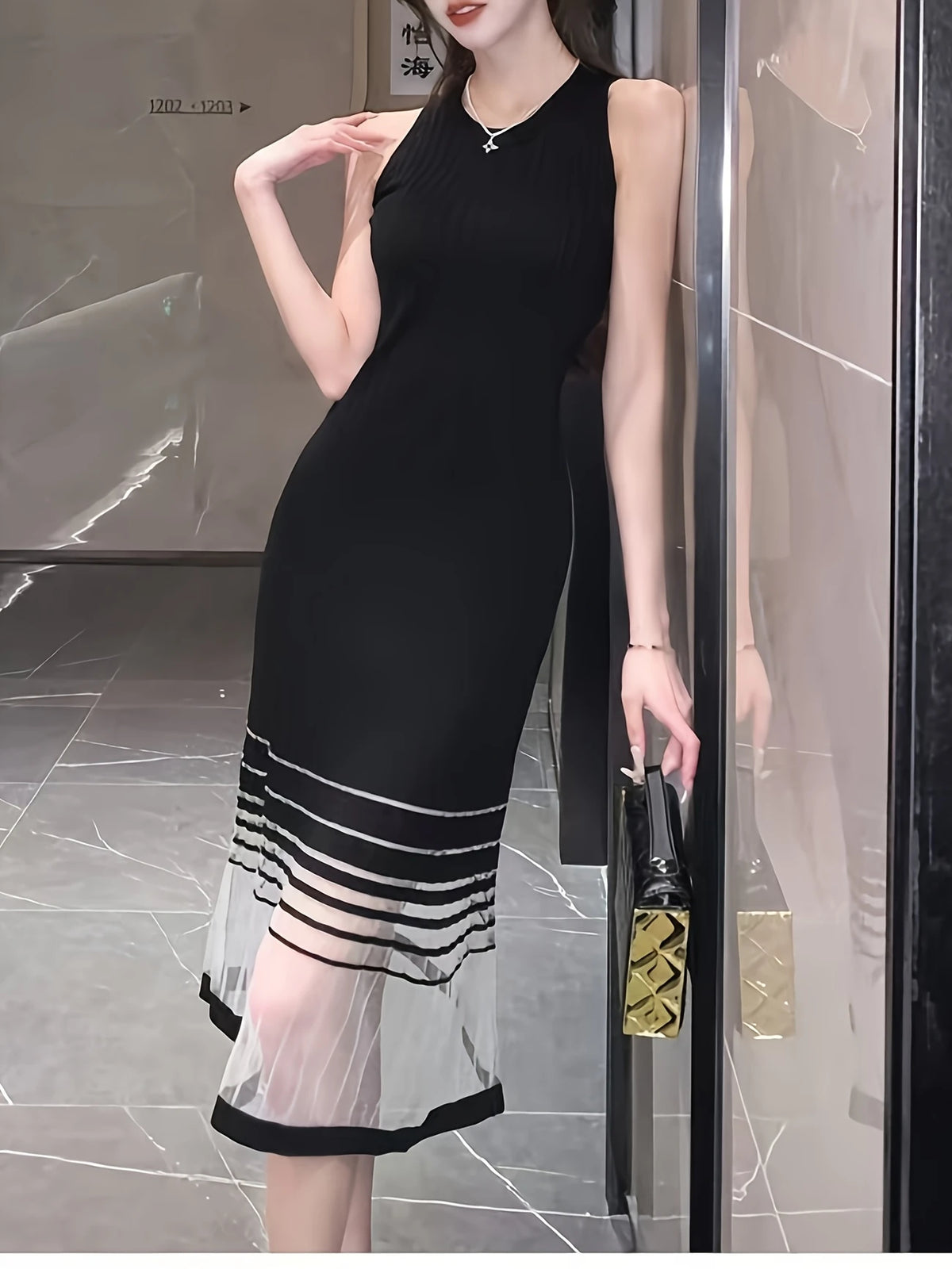 Elegantes Beige Strick Midi Kleid mit Mesh-Overlay – Tailliert, Ärmellos für Frühling/Sommer