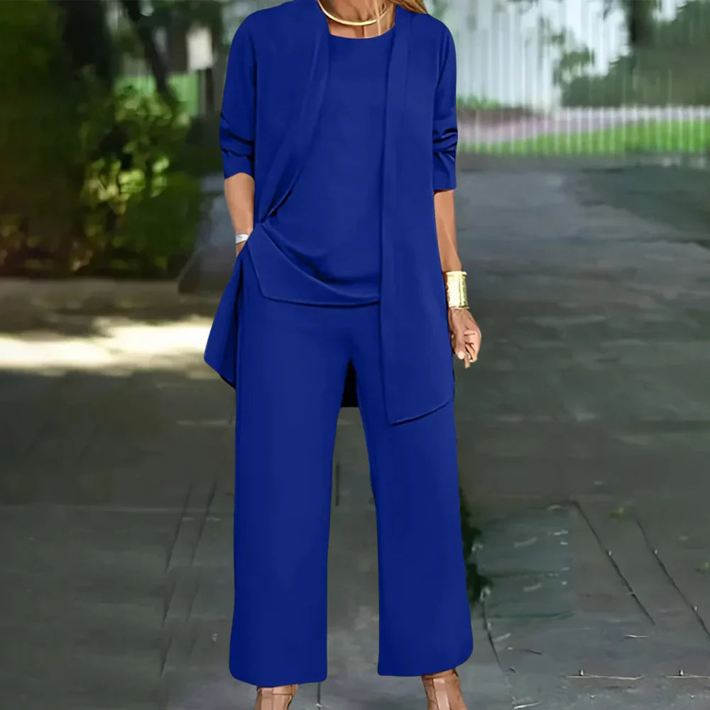 Eleganter dreiteiliger Hosenanzug für Damen