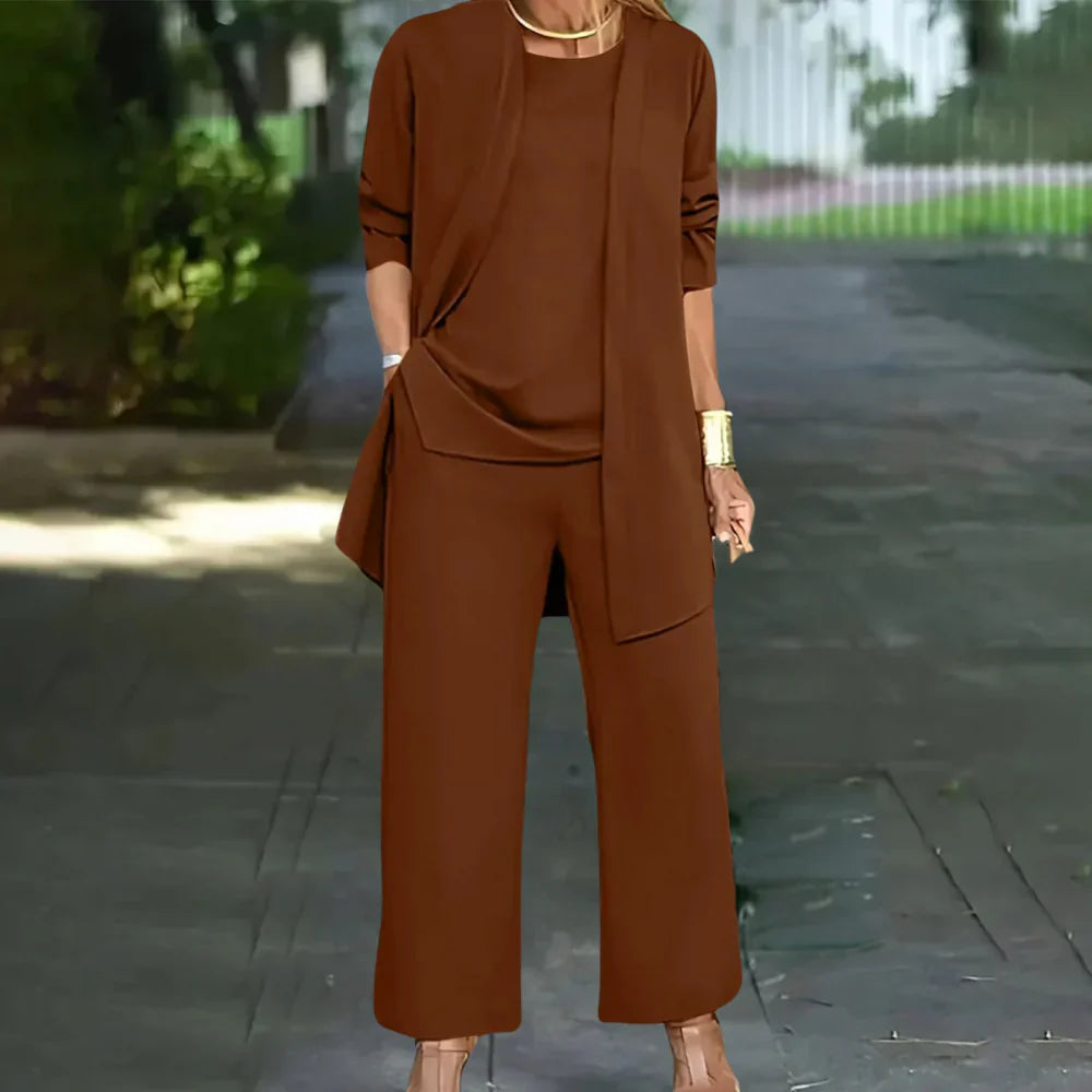Eleganter dreiteiliger Hosenanzug für Damen