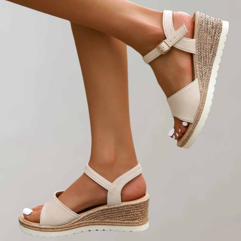 Leichte Keilsandalen für Damen