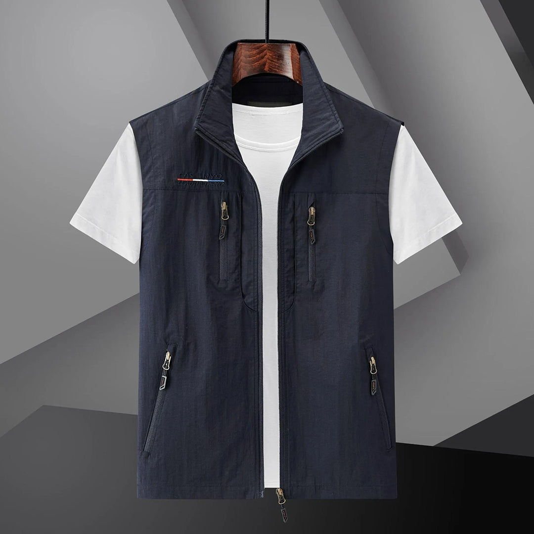 Multi-Pocket Utility Men’s Summer Travel Vest