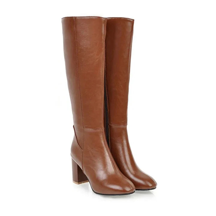 Elegante Stiefel mit Absatz und Reißverschluss