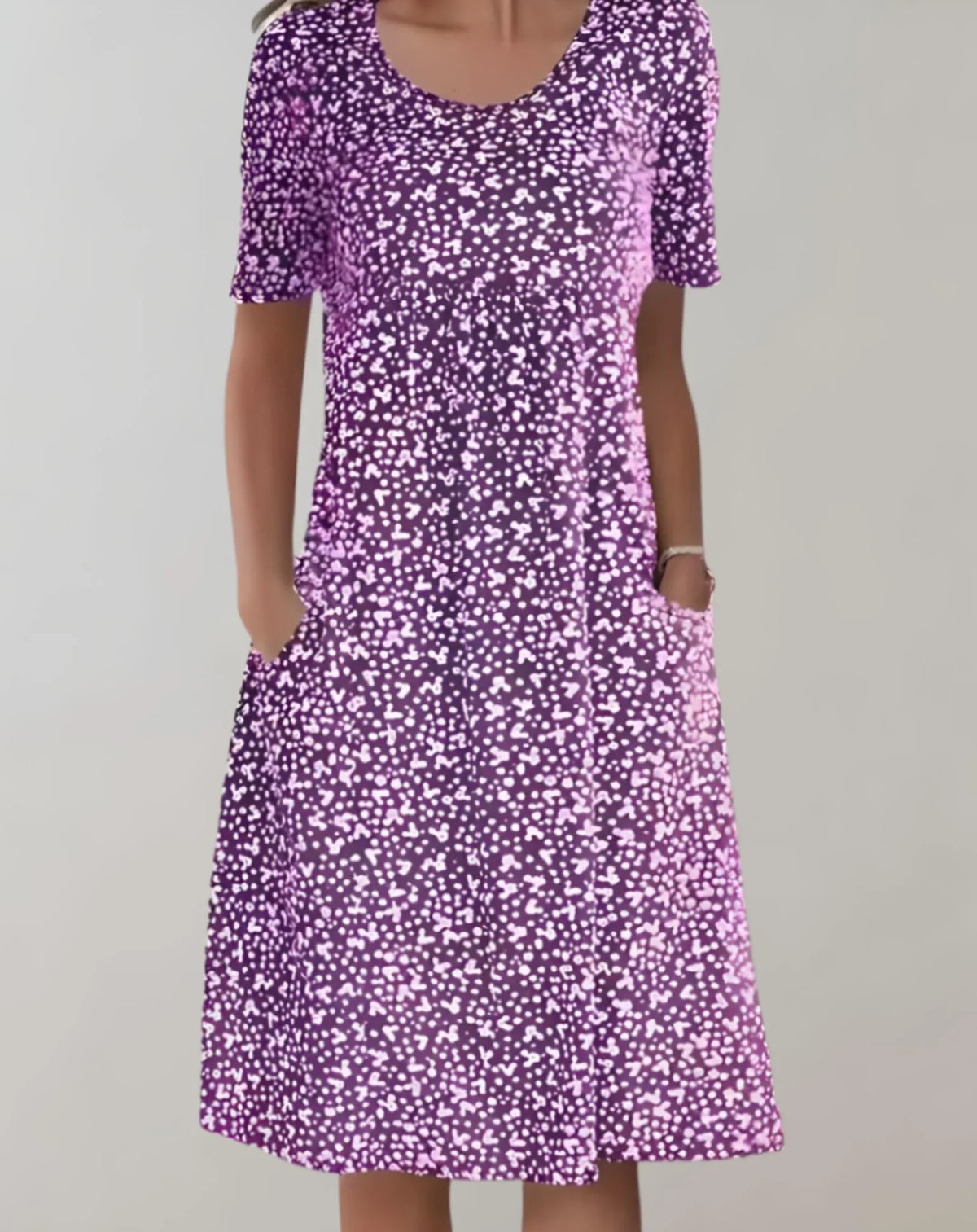 Leichtes Freizeitkleid mit V-Ausschnitt für Damen