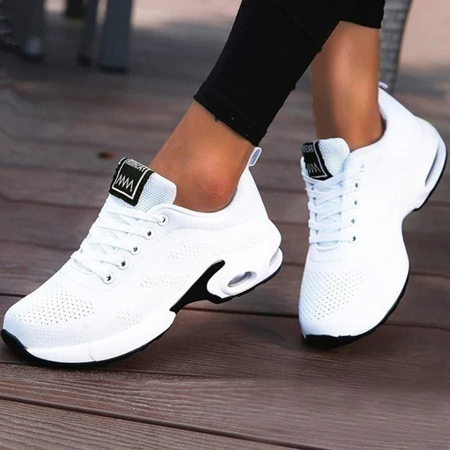 Leichte orthopädische Turnschuhe