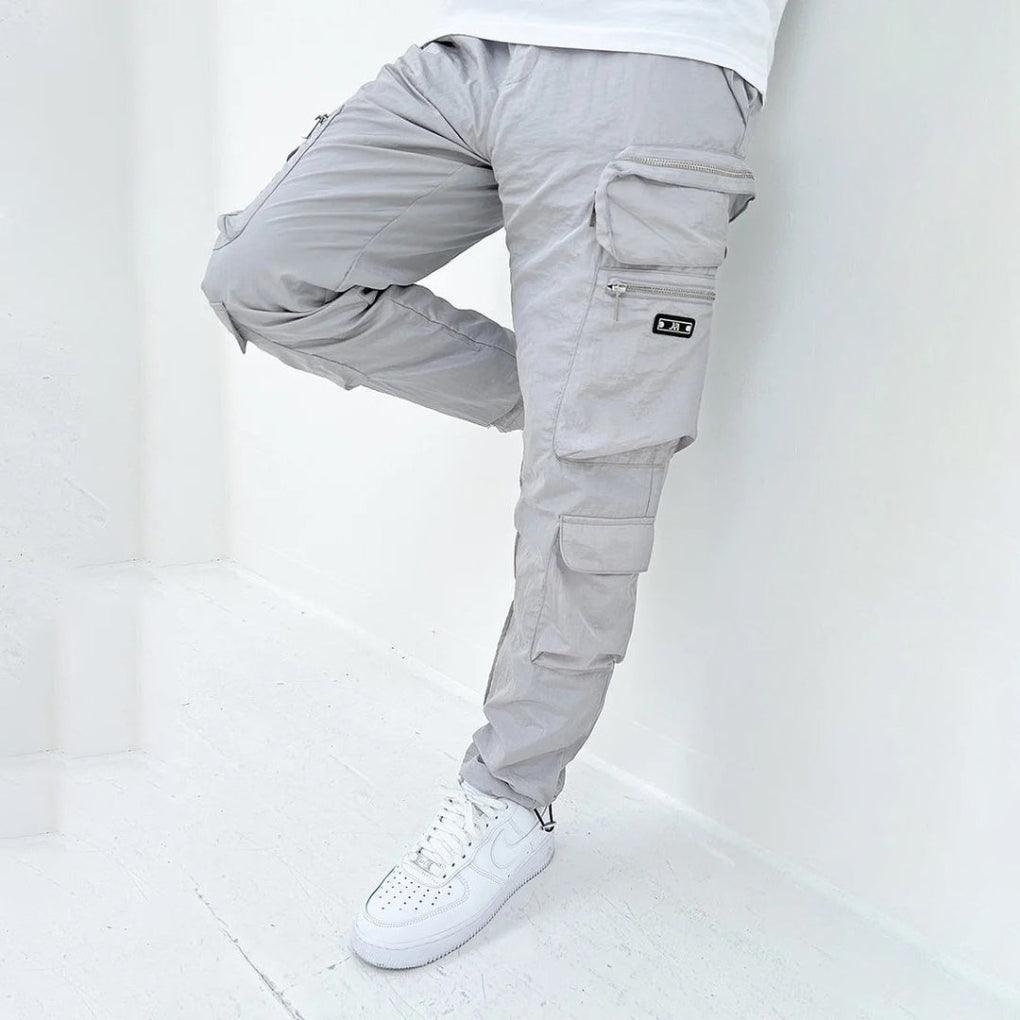 Herren-Cargohose mit klassischer Passform und mehreren Taschen