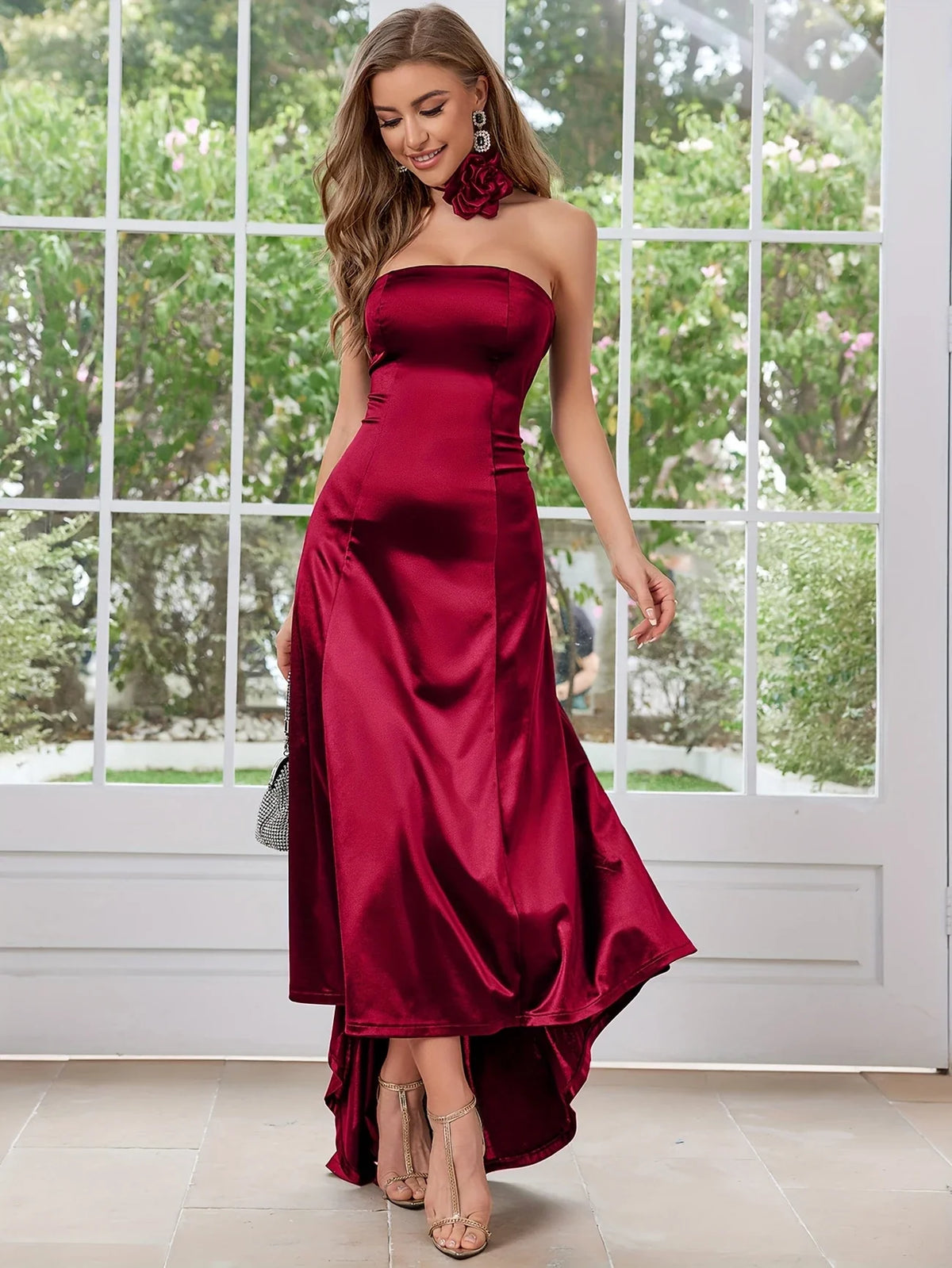 Elegantes Satin High-Low Kleid - trägerloses Bandeau, luxuriöses Abendkleid für Hochzeit, Gala & Parties