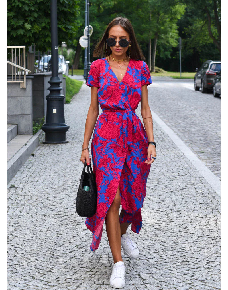 Geblümtes Sommer-Maxikleid mit elegantem V-Ausschnitt