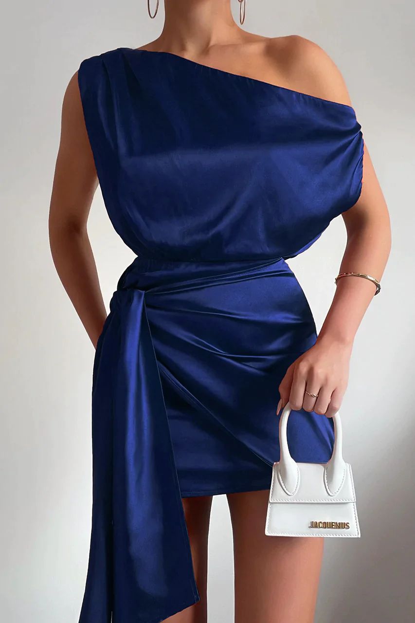AA NOT AVAILABLE Elegantes Mini-Kleid