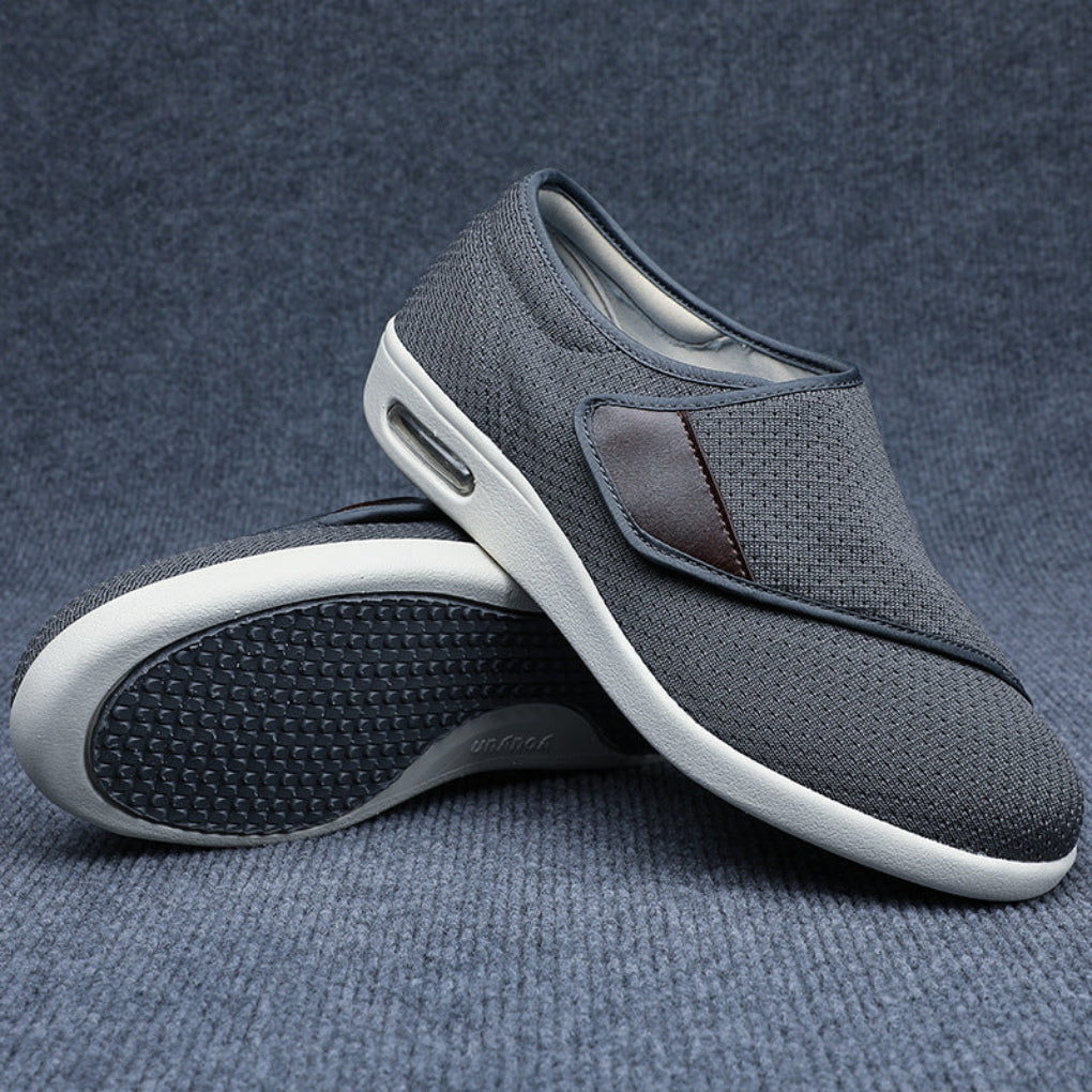 Bequeme, breite Diabetikerschuhe für Herren