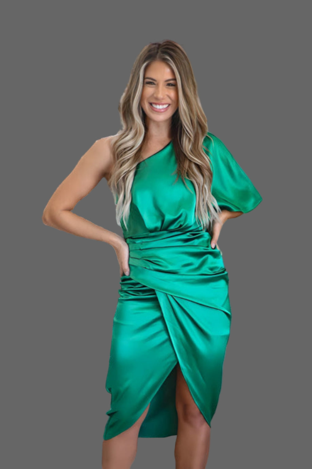 Damenkleid mit Flügelärmeln