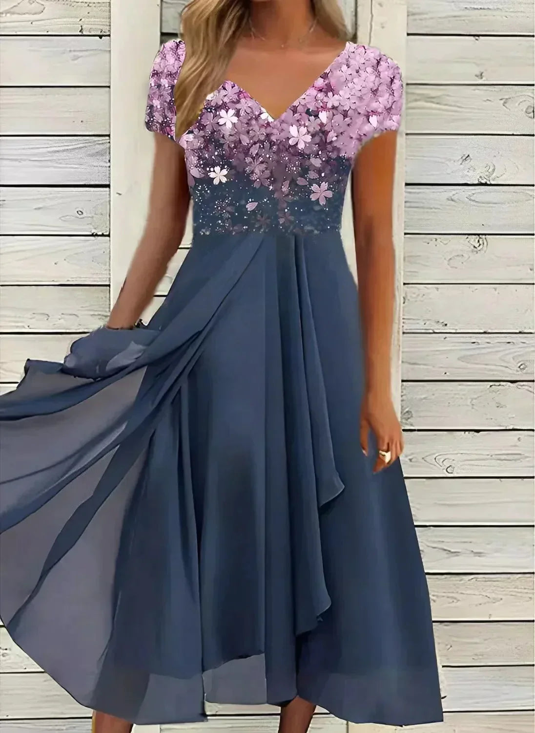 Luftiges Sommerkleid mit Vintage-Print