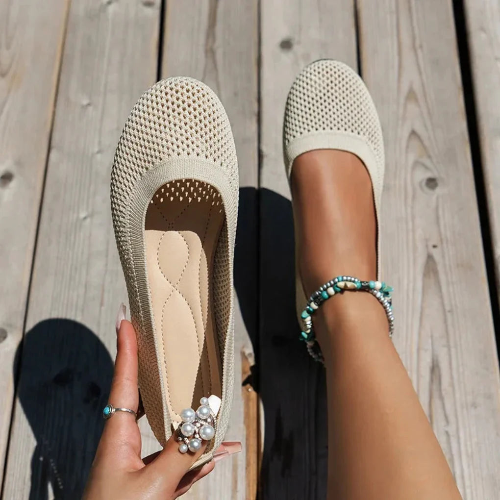 Modische Slipper für Damen für sommerlichen Komfort