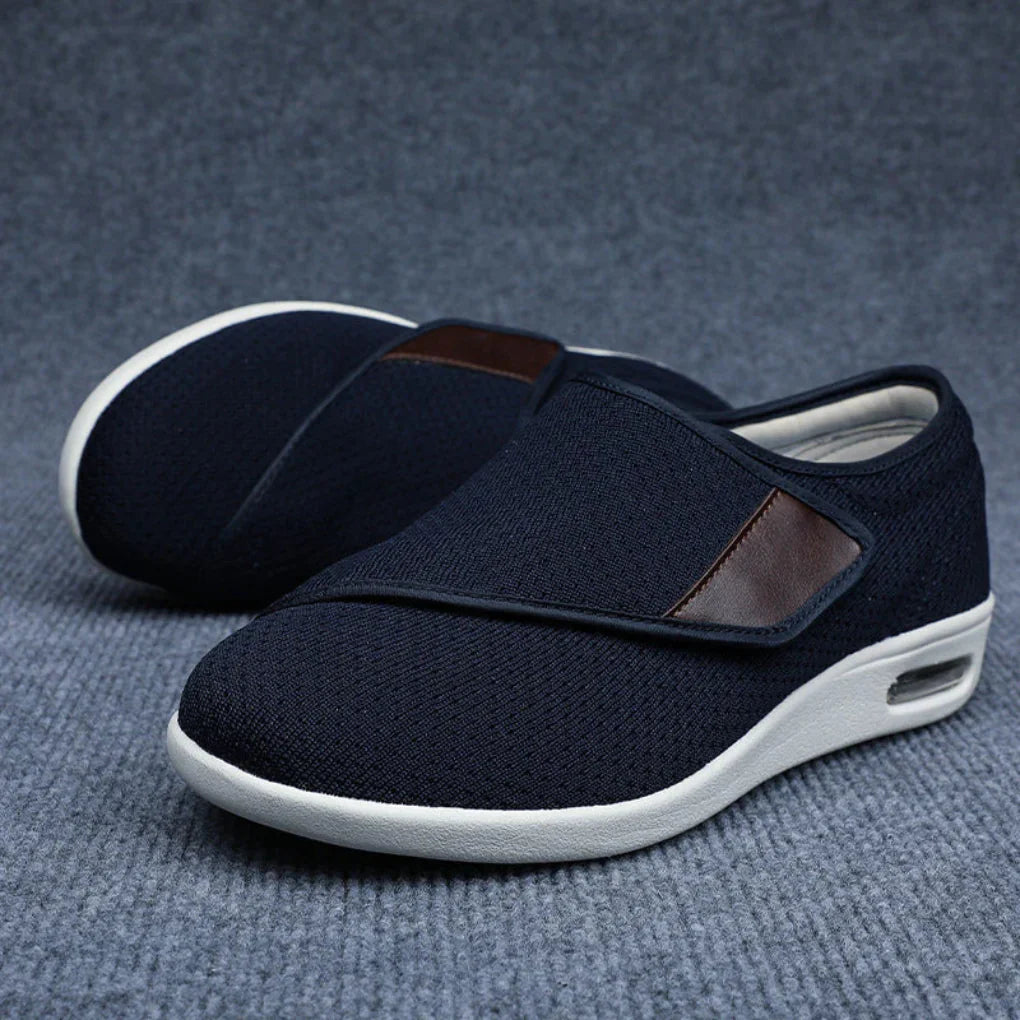 Bequeme, breite Diabetikerschuhe für Herren