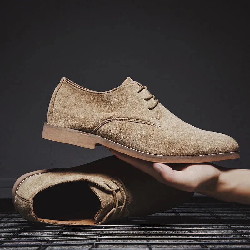 Klassische Herren-Oxford-Schuhe aus Wildleder