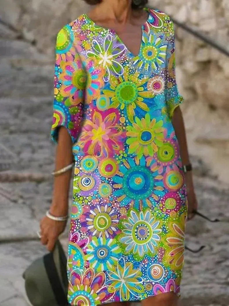 Kleid mit V-Ausschnitt und romantischem Blumendruck