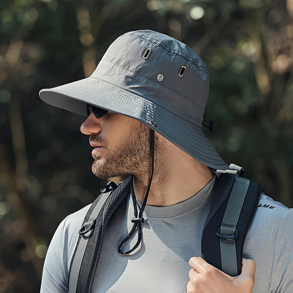 Sonnenhut – UV-Schutz für Wandern & Strand