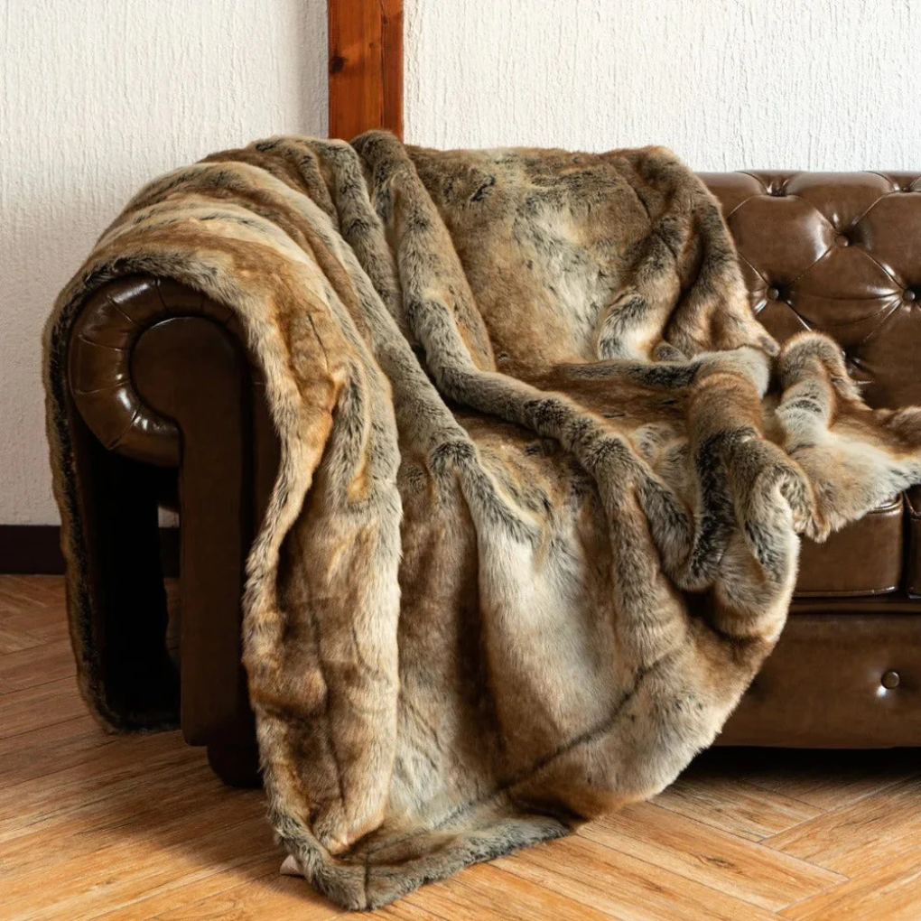 Kunstfelldecke – Gemütliches Flair & eleganter Akzent