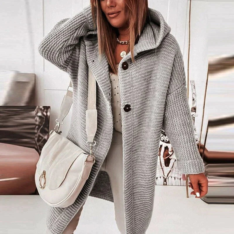 Warme Strick-Cardigan mit Kapuze