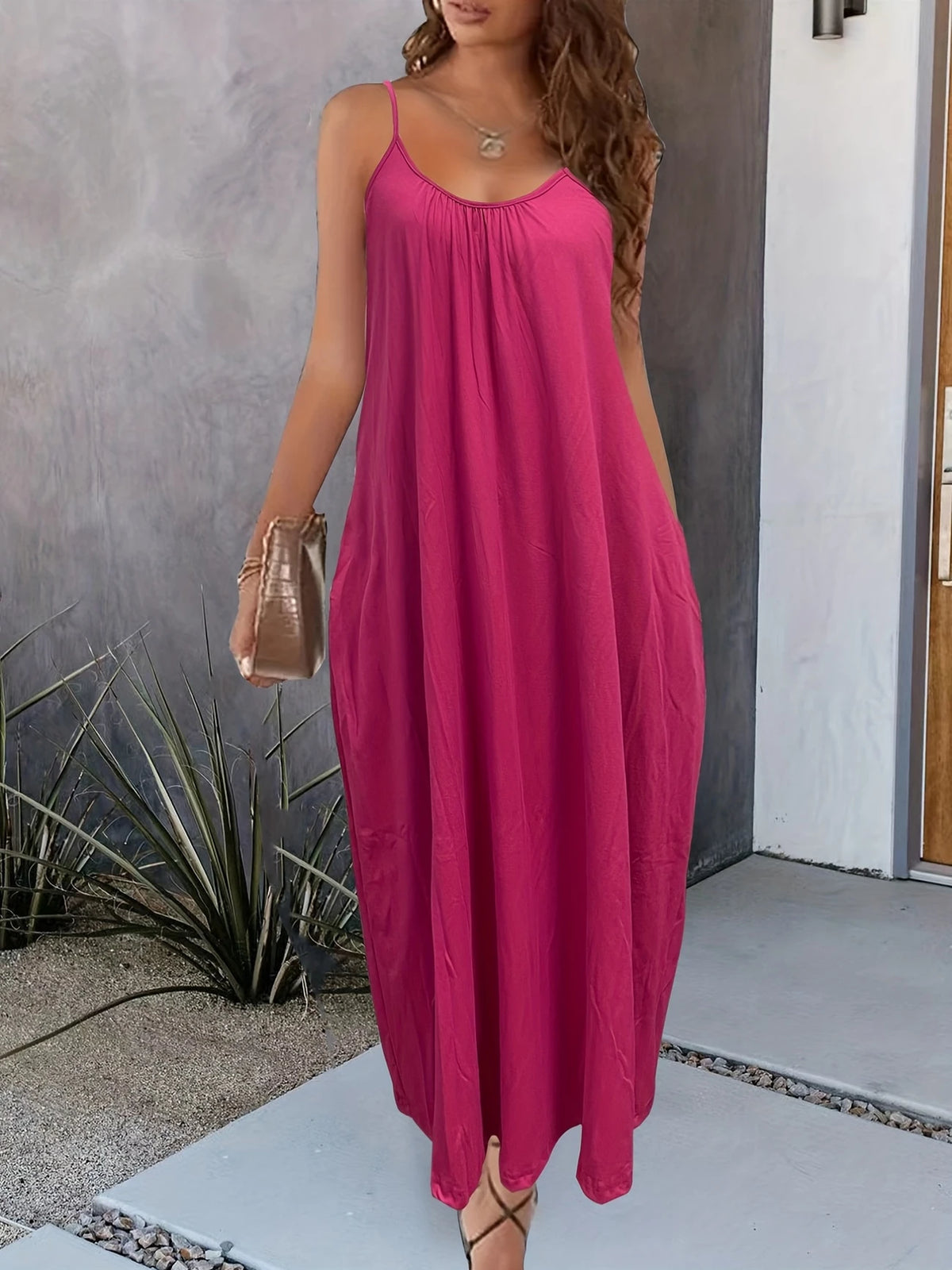 Langes Sommerkleid mit Taschen Luftiges Spaghetti-Trägerkleid