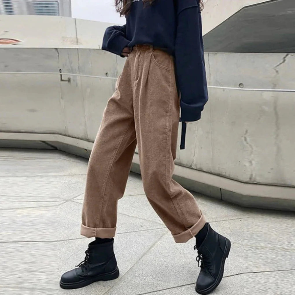 Cordhose für Damen – Reichhaltige Textur mit lässigem Touch