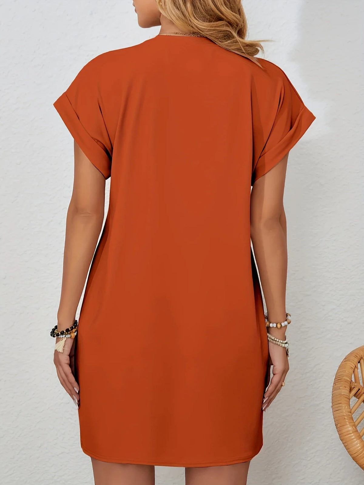 Freies Tunikakleid mit Schmetterlingsprint Mandarine Rot Fledermausärmel & Taschen