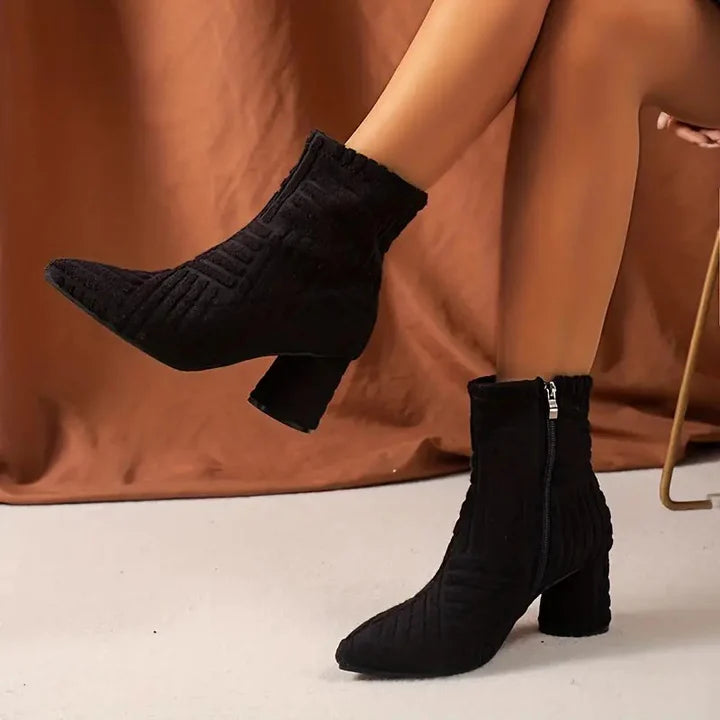 Damenstiefel mit Blockabsatz in Unifarben