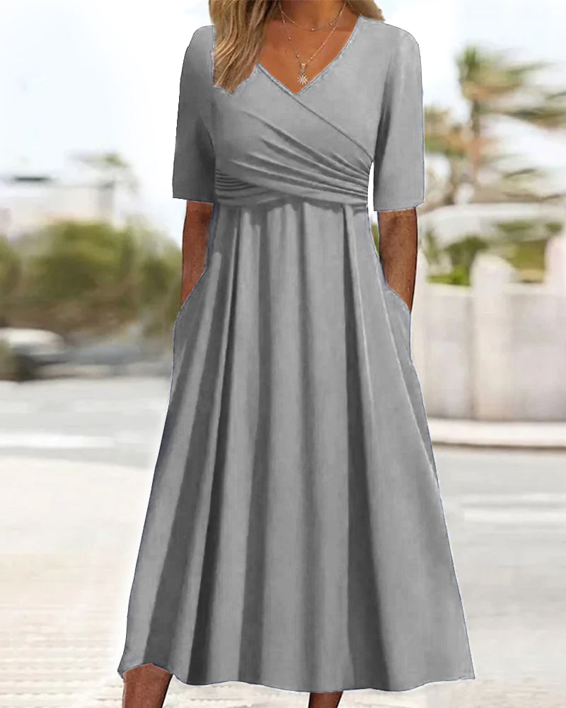 Gekreuztes Kurzarmkleid